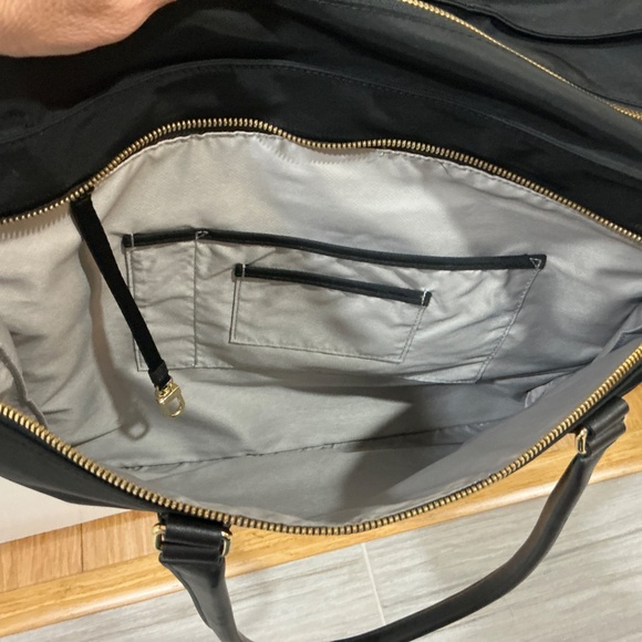 Tumi Sheryl Large NylonTote (Business Bag, Computer) - Picture 4 of 8